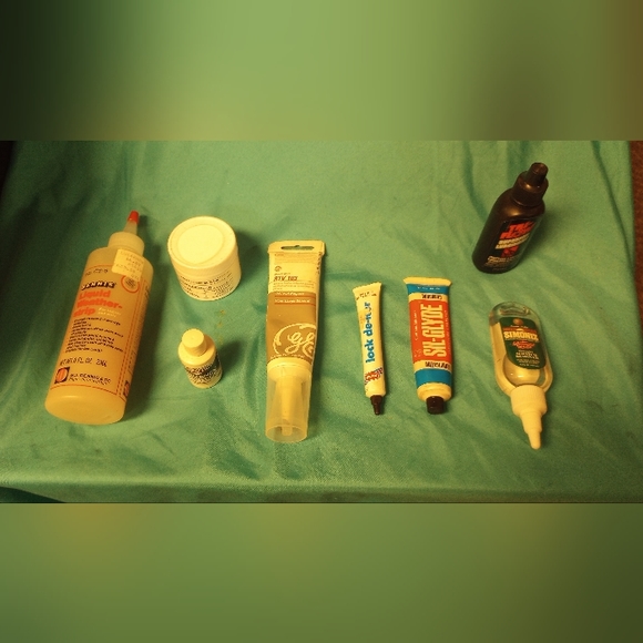 Bundle Of Silicone Lube Gasket Sealer And Tri Flow And Simonize - Picture 2 of 3